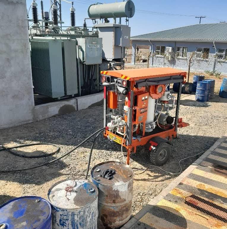 Transformer and oil & gas equipment